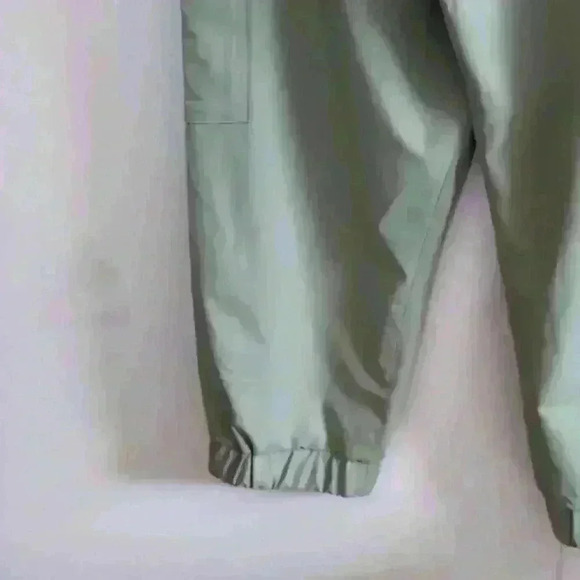 KYODAN | Women's Sage 23 in. Drawstring Cargo Capris - Picture 3 of 4